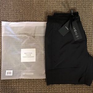 Men’s Ten Thousand Session Short